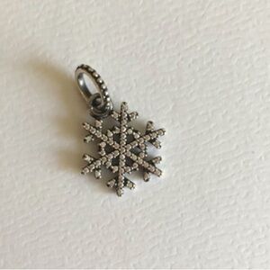 Authentic Pandora Silver Silver Snowflake Charm with Clear Cubic Zirconia.NWOT.
